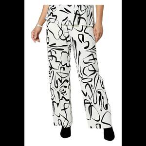 WynneLayers Pleated Knit Pull-On Pant Creme Fraiche/Black - Regular